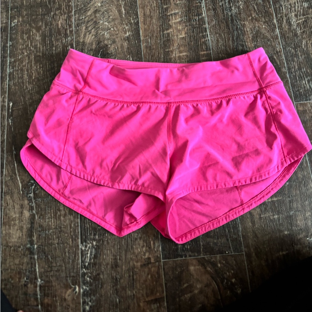 Lululemon Speed up shorts 2.5